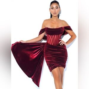 Miss Circle Irisa Burgundy Velvet Draping Off Shoulder Corset Dress Large